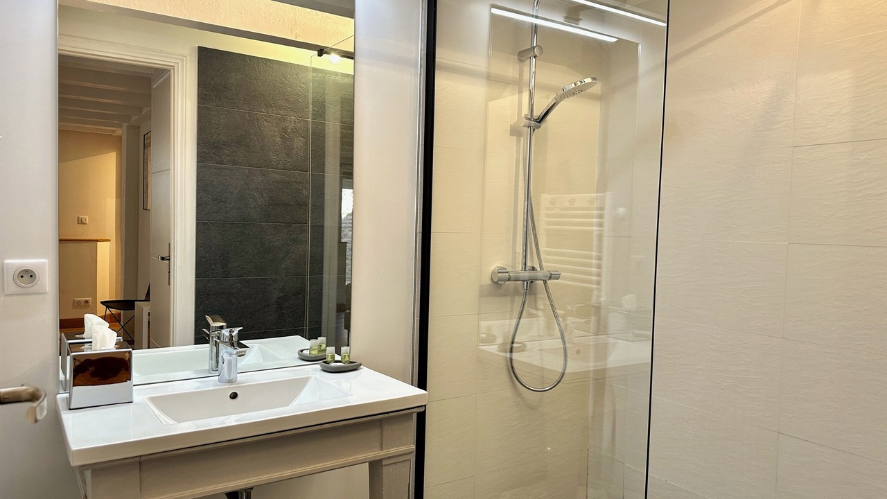 Photo of Bathroom in Montoillot