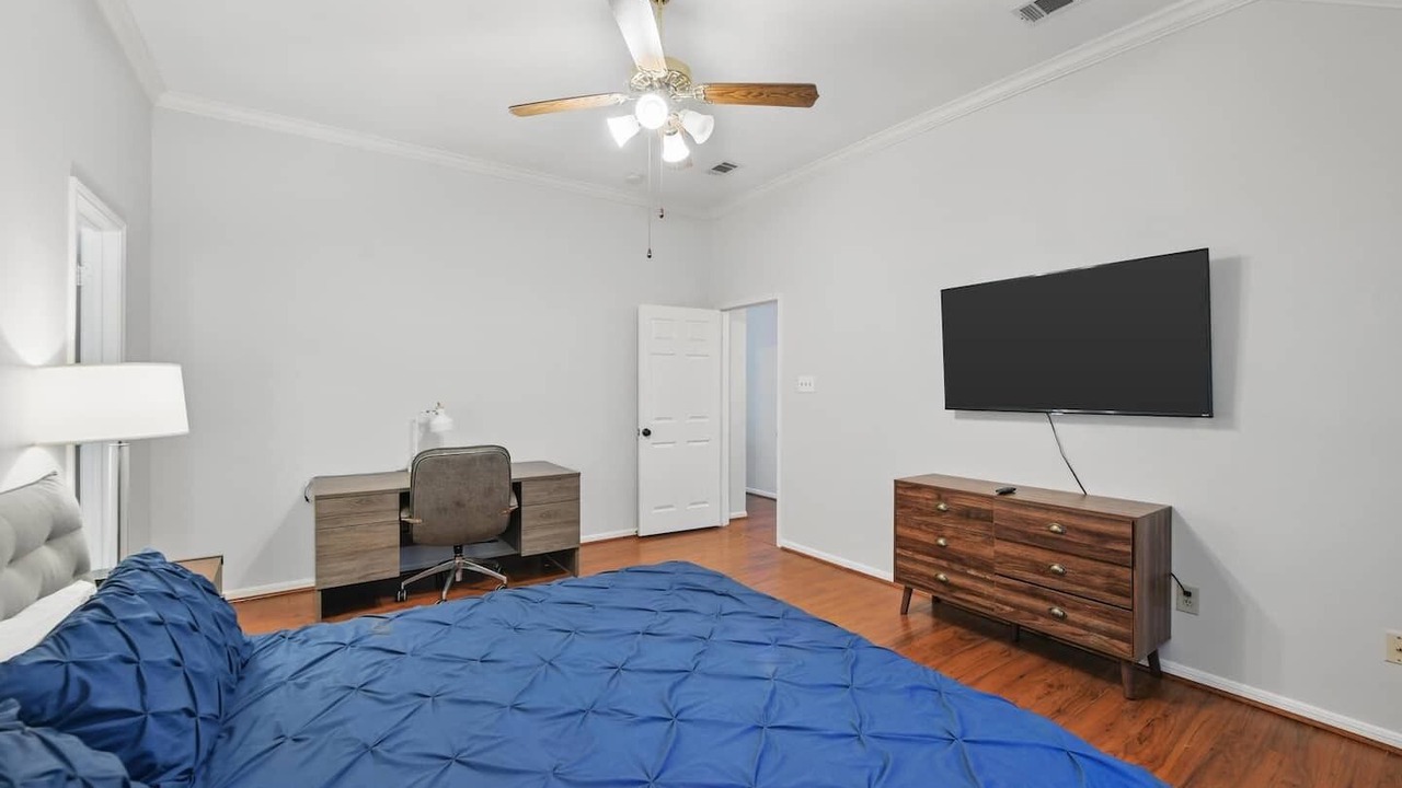 Photo of Bedroom in Flower Mound