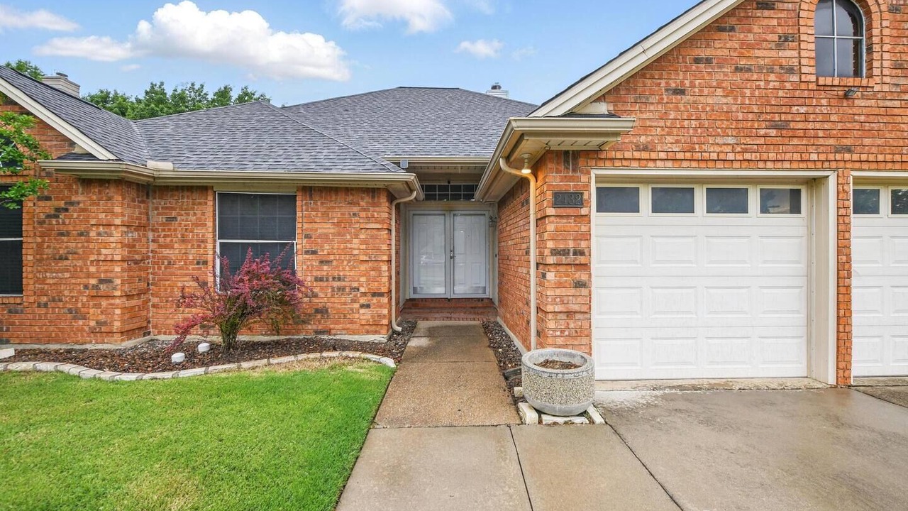 Photo of Outdoor in Flower Mound