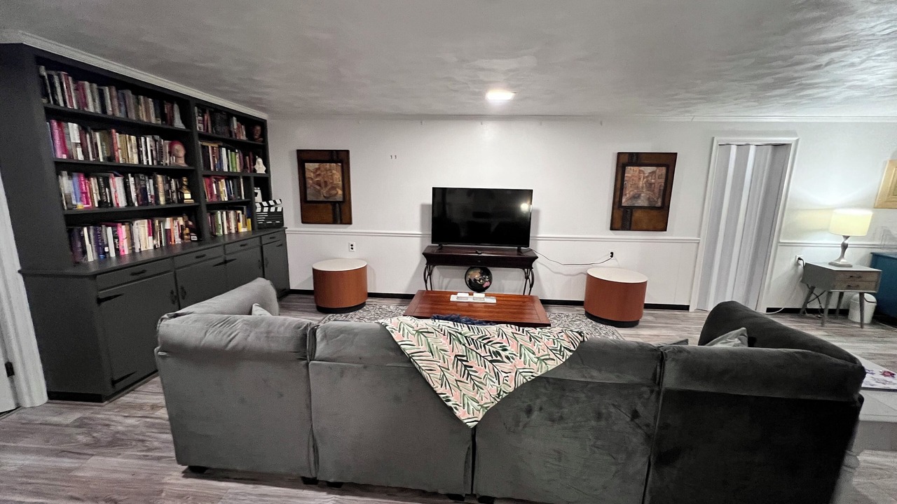 Photo of Livingroom in Cave Spring