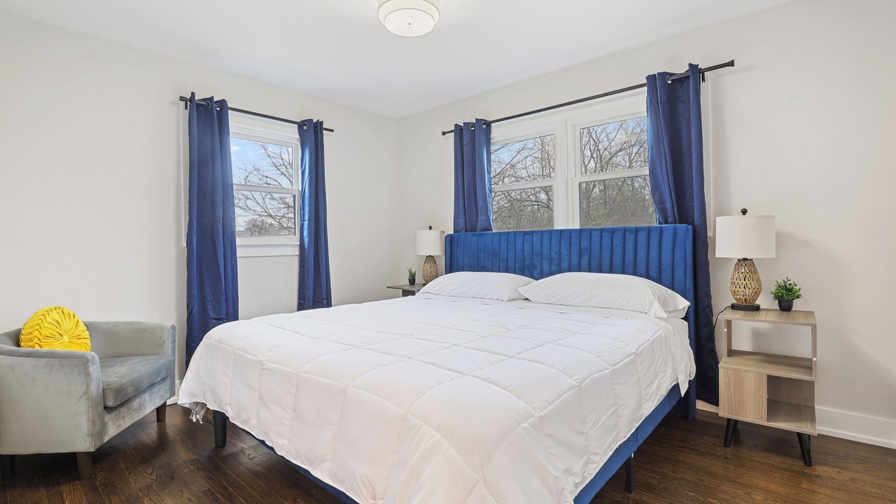 Photo of Bedroom in Arlington Heights