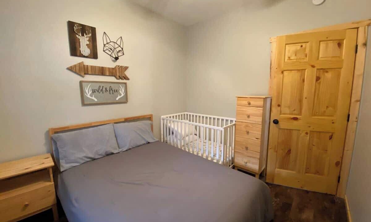 Photo of Bedroom in Longville