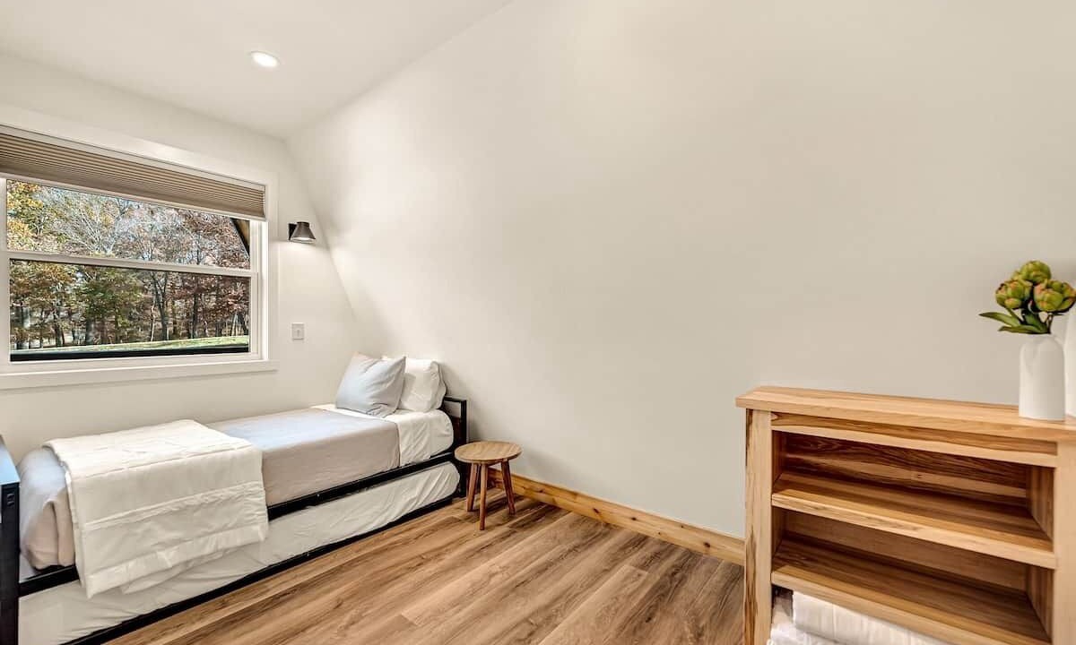 Photo of Bedroom in Rogers