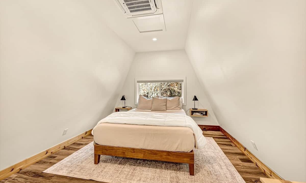 Photo of Bedroom in Rogers
