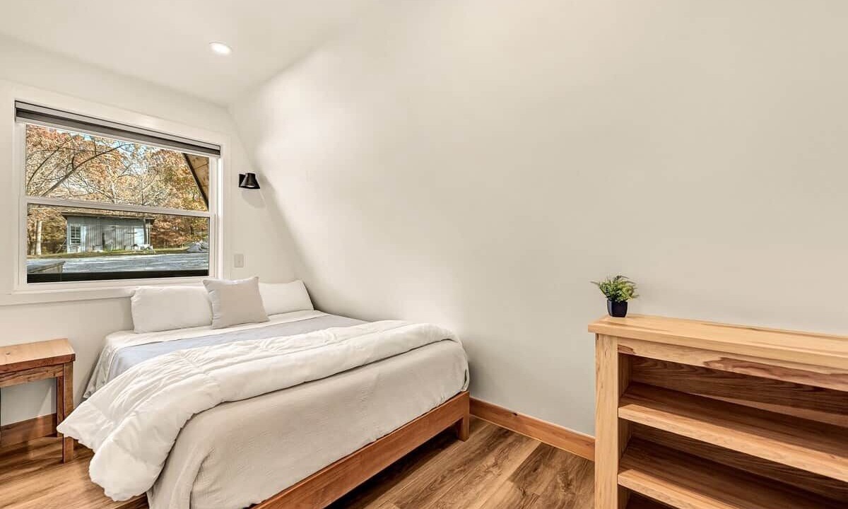 Photo of Bedroom in Rogers