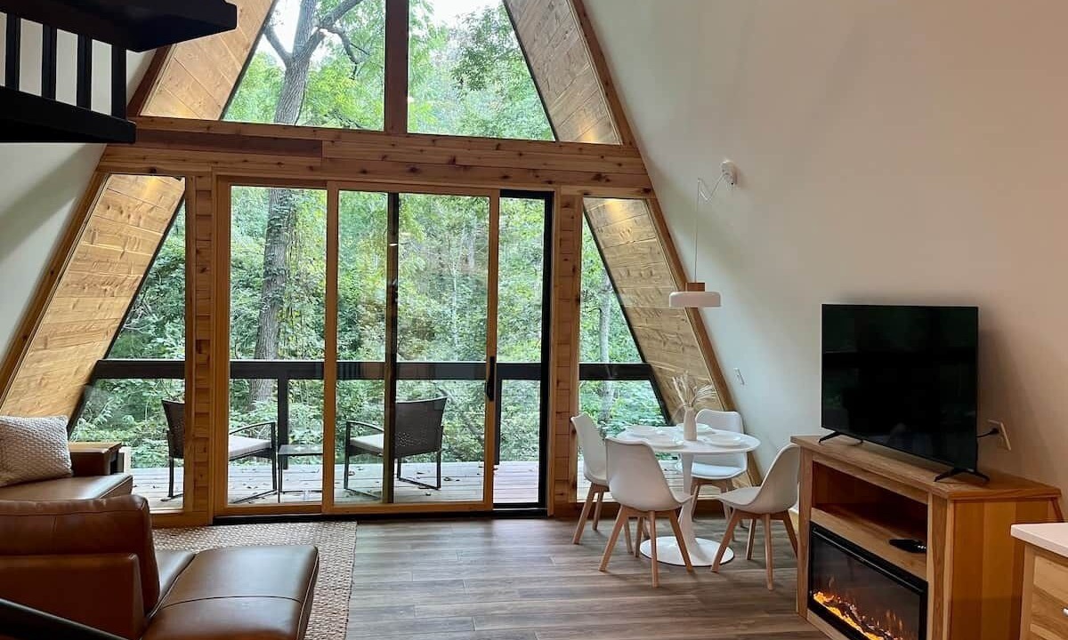 Photo of Livingroom in Rogers