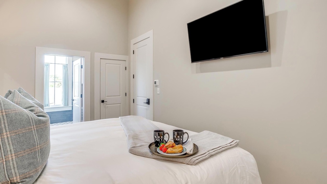 Photo of Bedroom in Granbury