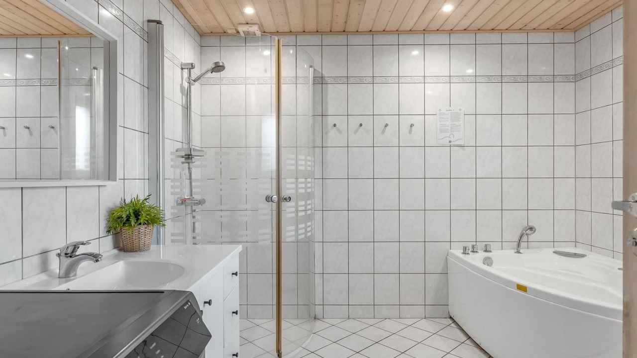 Photo of Bathroom in Gedesby