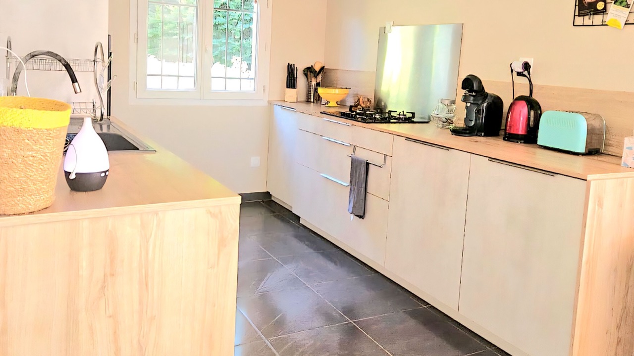 Photo of Kitchen in Issanlas