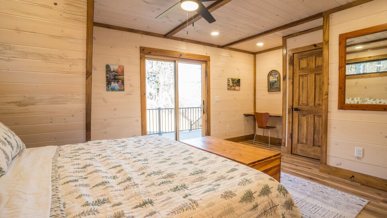 Photo of Bedroom in Burks Fork