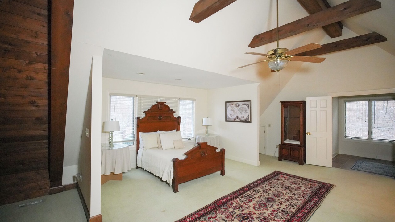 Photo of Bedroom in Brownsboro