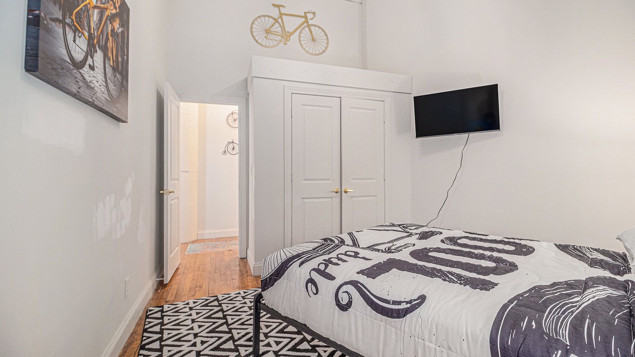 Photo of Bedroom in Detroit