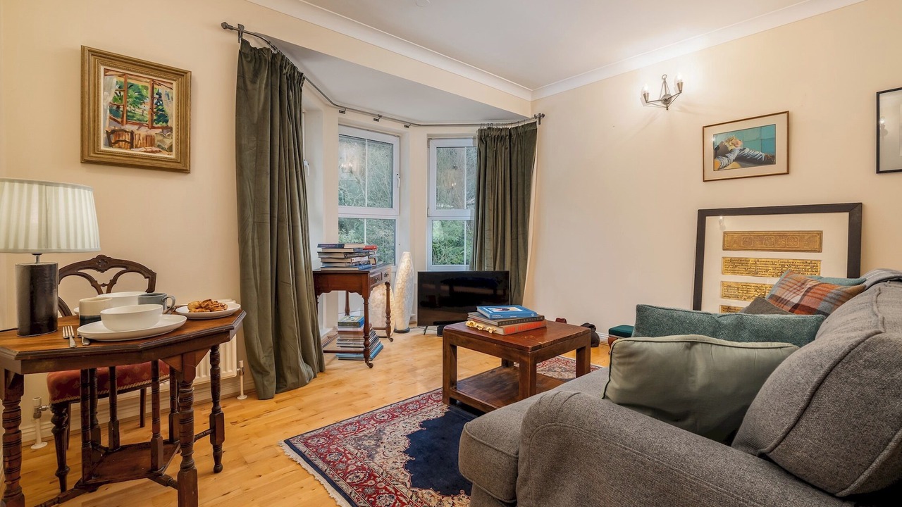 Photo of Livingroom in Berkhamsted