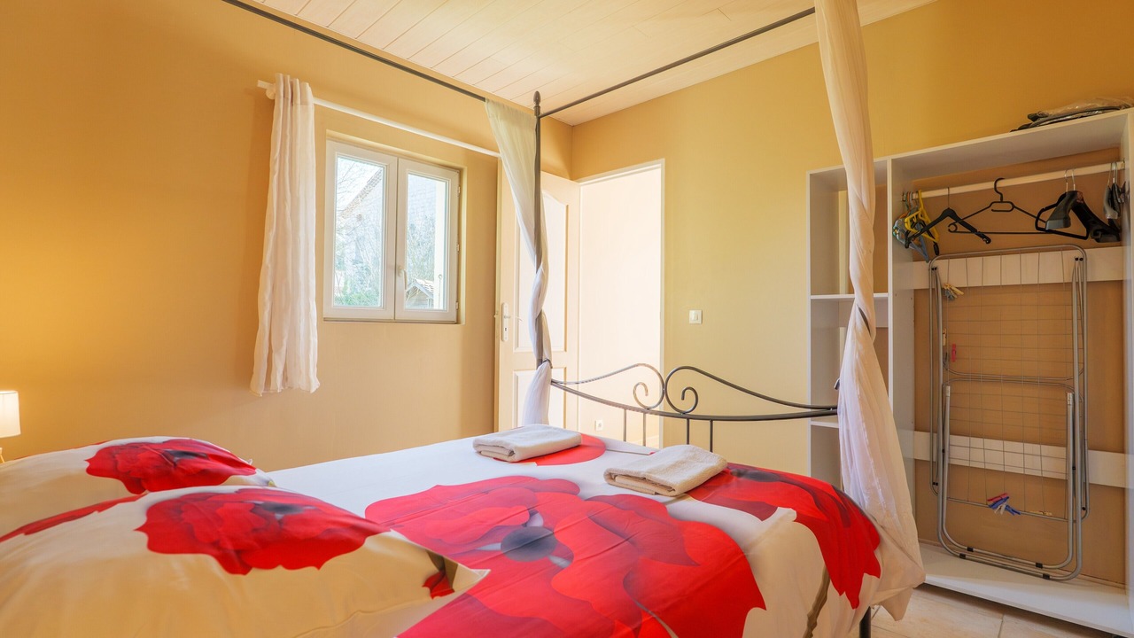Photo of Bedroom in Pradons