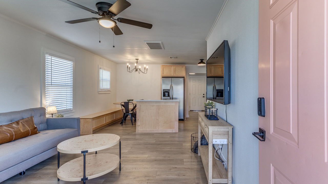 Photo of Livingroom in Owasso