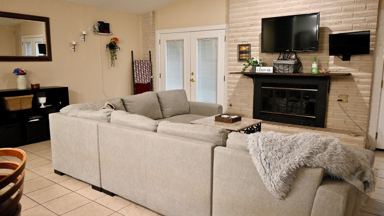 Photo of Livingroom in Live Oak