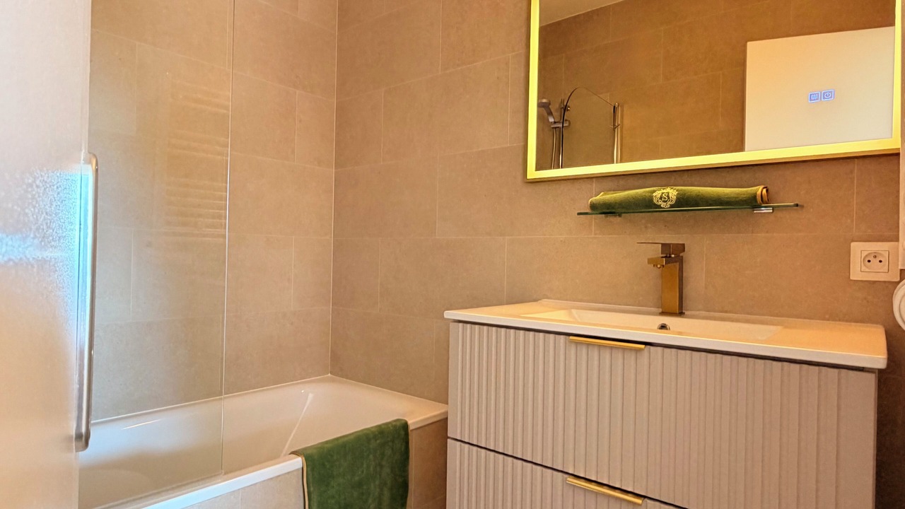 Photo of Bathroom in Mandelieu-La-Napoule