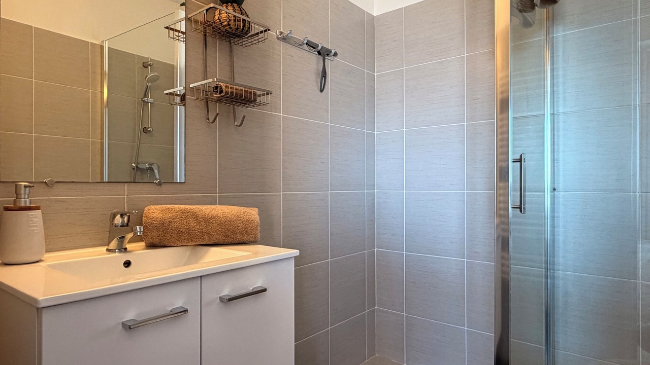 Photo of Bathroom in Mandelieu-La-Napoule