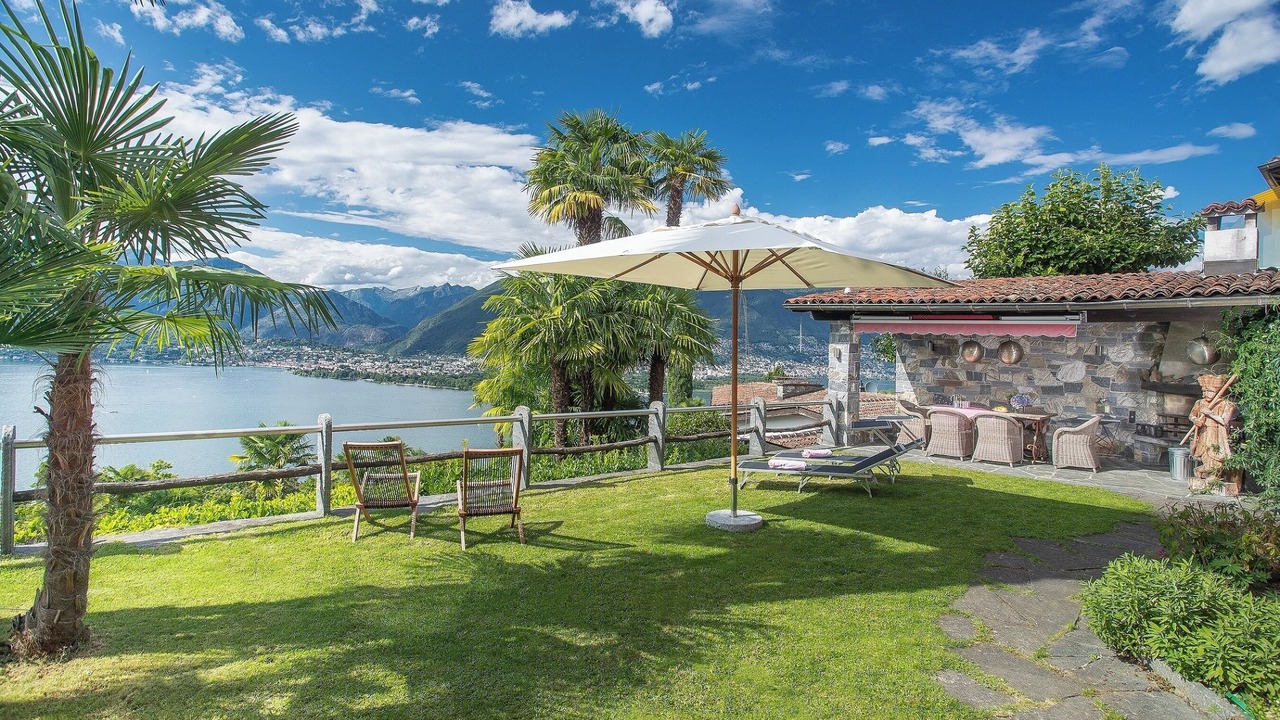 Photo of Patio Balcony in Gambarogno