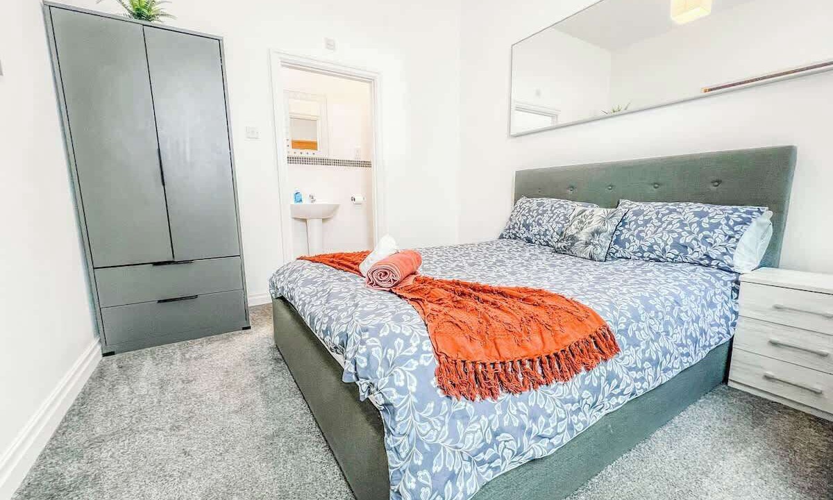 Photo of Others in Headingley