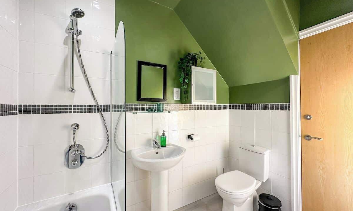 Photo of Bathroom in Headingley