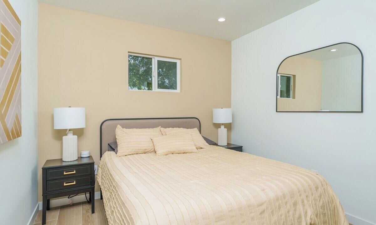 Photo of Bedroom in Crescenta Highlands