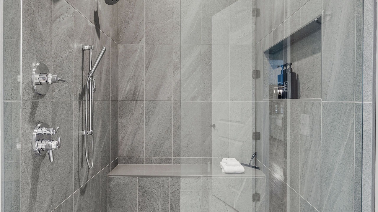 Photo of Bathroom in Caryville