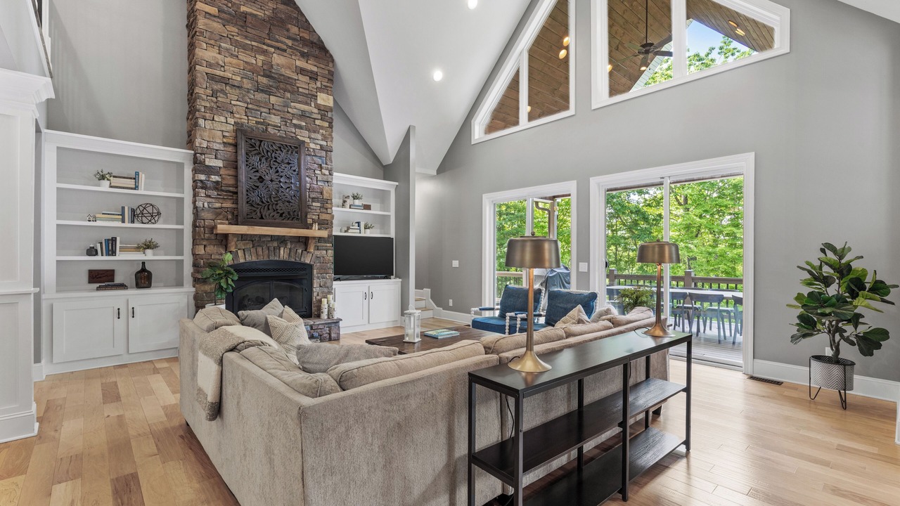 Photo of Livingroom in Caryville