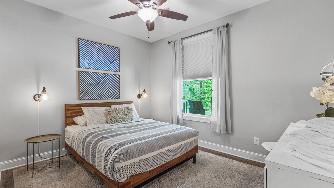 Photo of Bedroom in Caryville