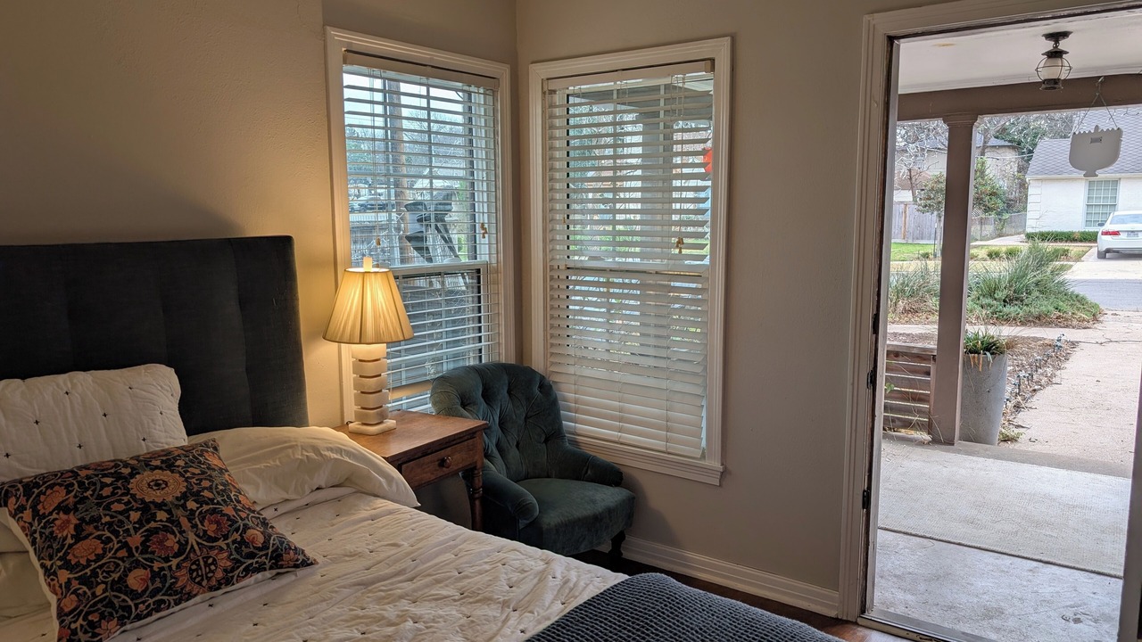 Photo of Bedroom in Oak Cliff