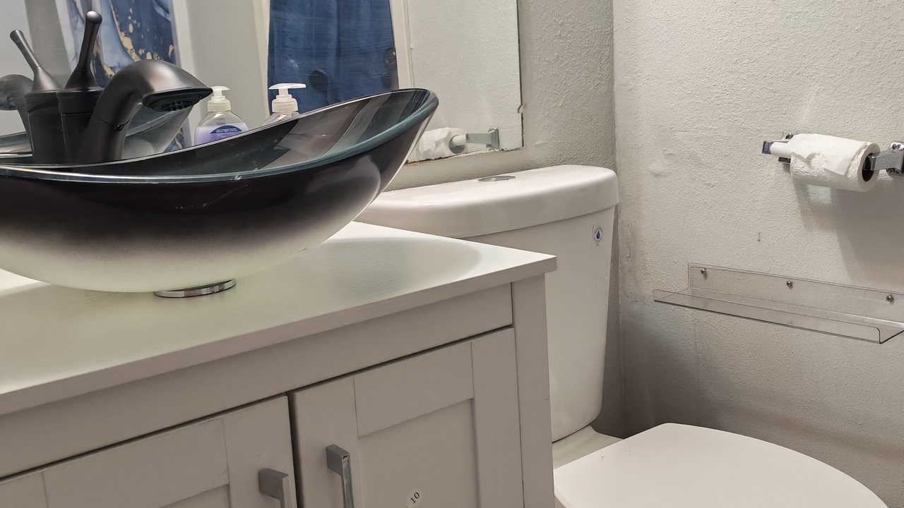 Photo of Bathroom in Mount Houston