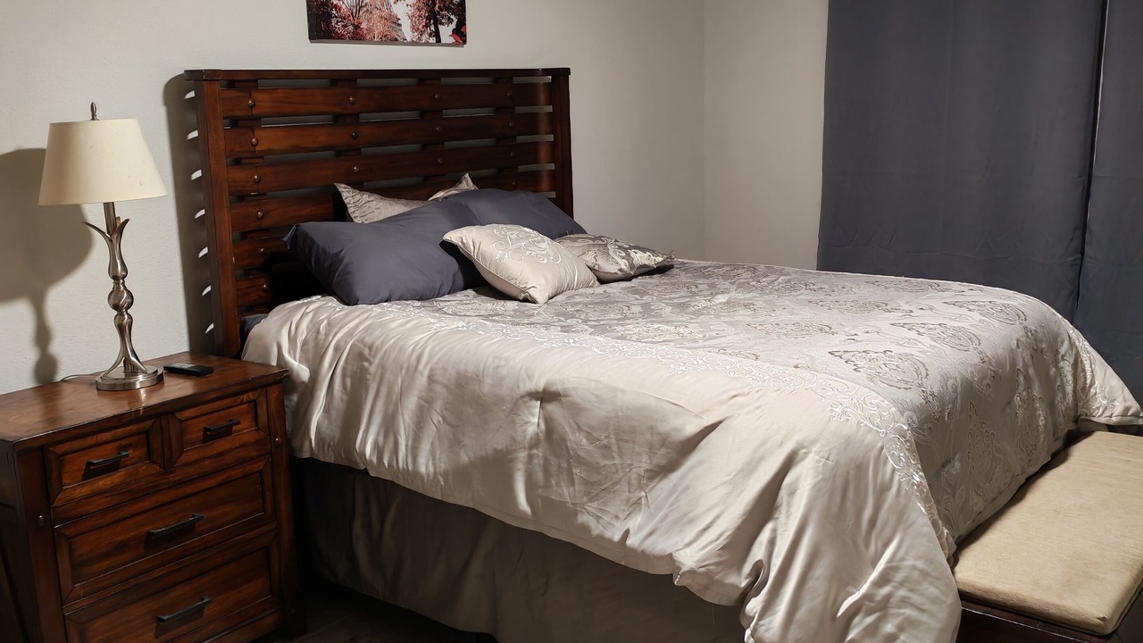 Photo of Bedroom in Mount Houston