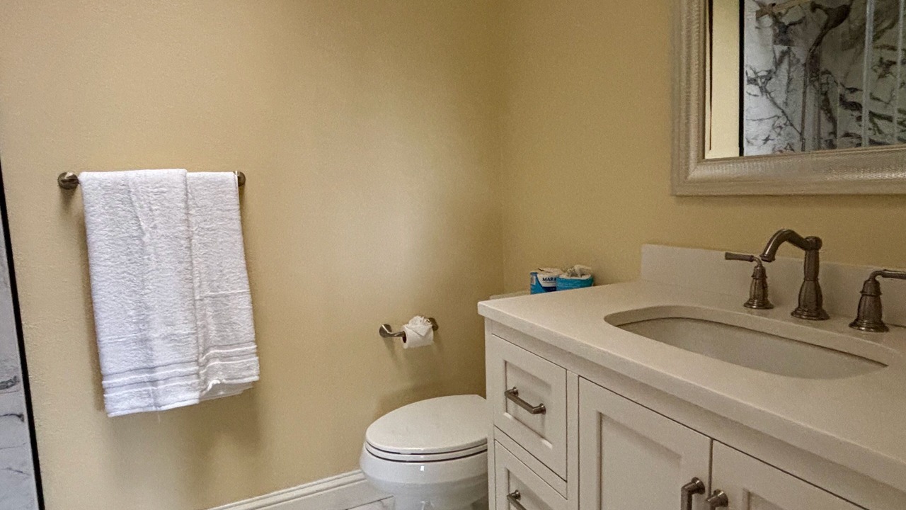 Photo of Bathroom in Waverly Park