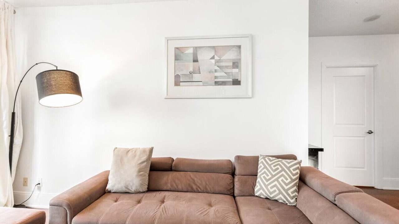 Photo of Livingroom in Downtown Mississauga