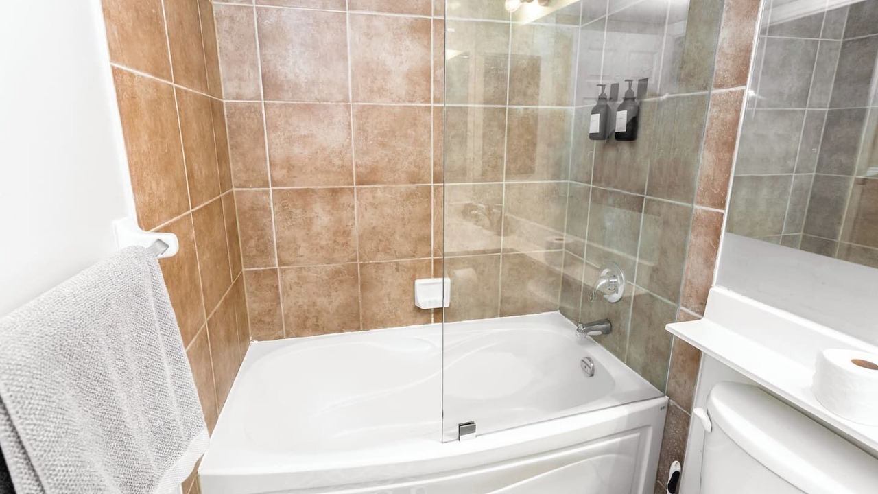 Photo of Bathroom in Downtown Mississauga