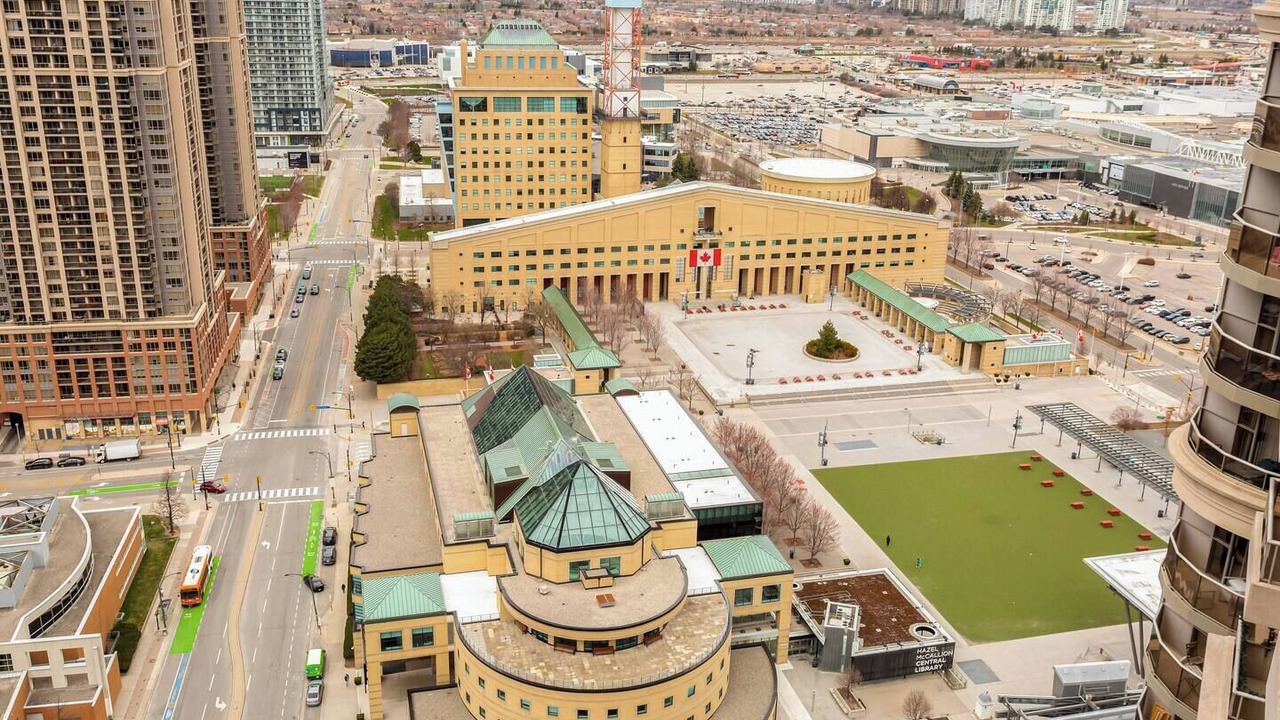 Photo of Outdoor in Downtown Mississauga