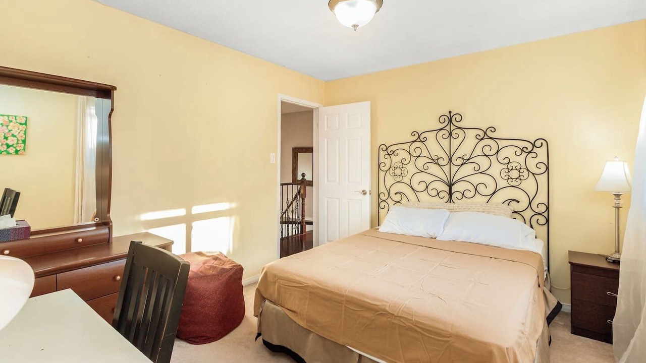 Photo of Bedroom in East Credit