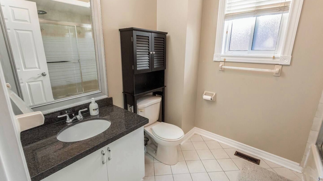 Photo of Bathroom in East Credit