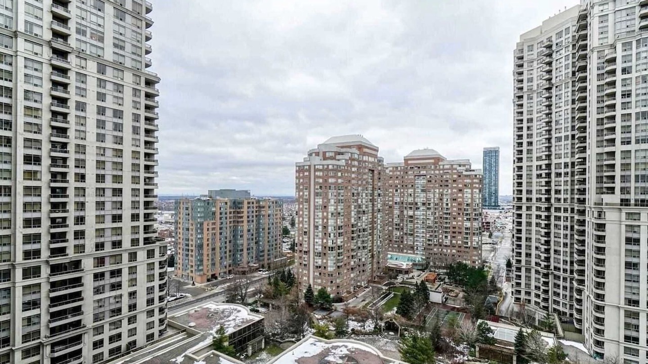 Photo of Outdoor in Downtown Mississauga