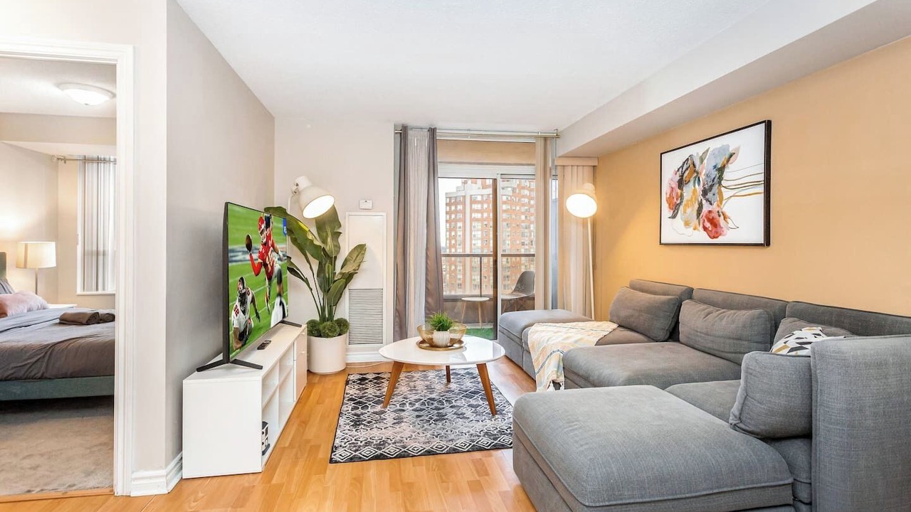 Photo of Livingroom in Downtown Mississauga