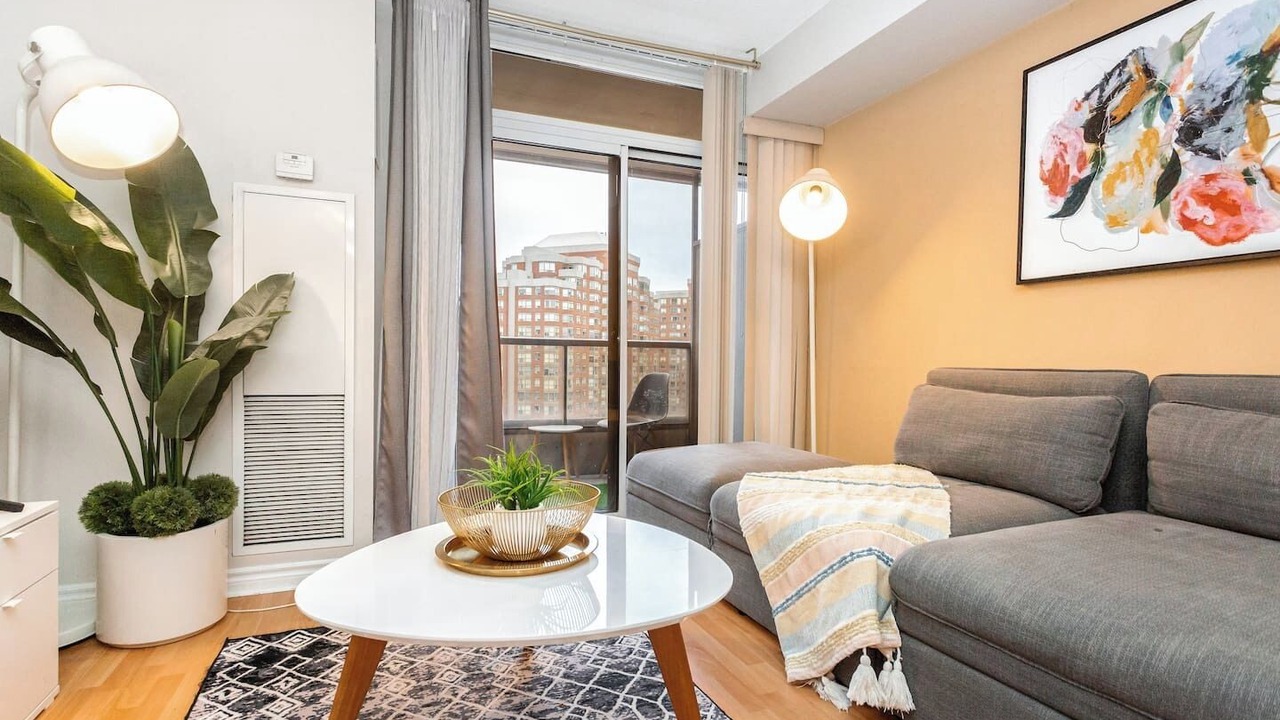 Photo of Livingroom in Downtown Mississauga