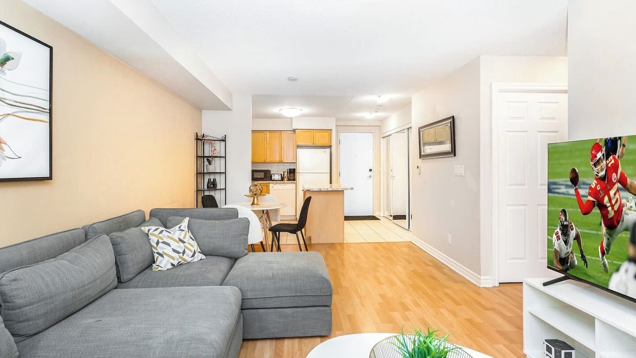 Photo of Livingroom in Downtown Mississauga