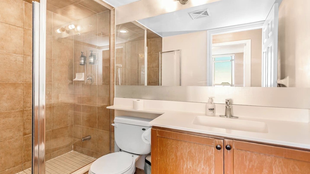 Photo of Bathroom in Downtown Mississauga