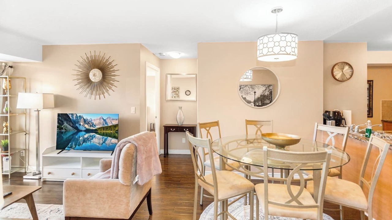 Photo of Livingroom in Downtown Mississauga