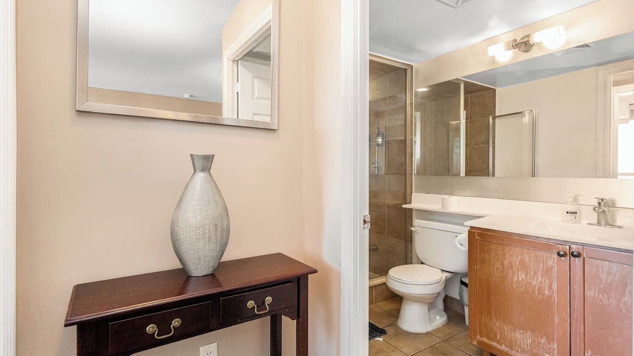 Photo of Bathroom in Downtown Mississauga