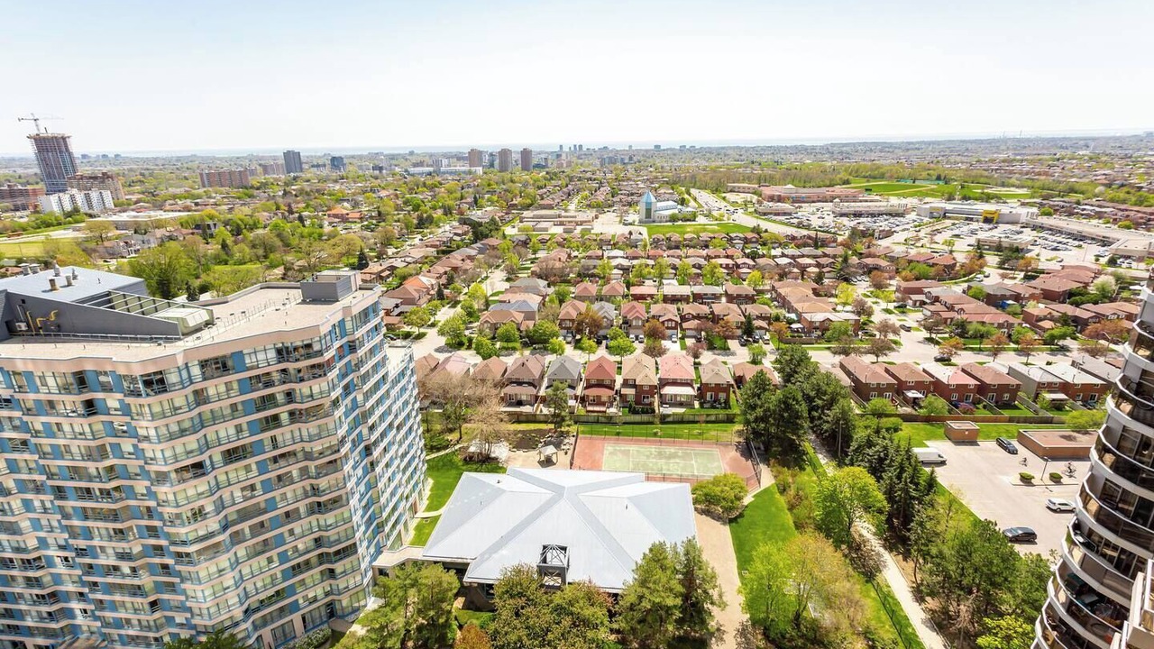 Photo of Outdoor in Downtown Mississauga