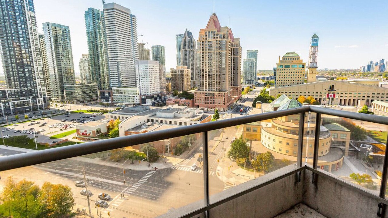 Photo of Outdoor in Downtown Mississauga