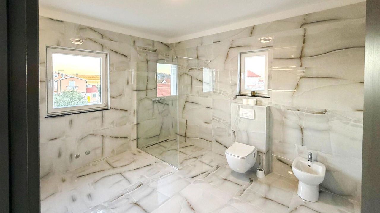 Photo of Bathroom in Raslina