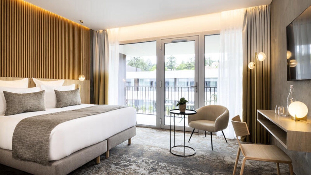 Photo of Bedroom in Greoux-les-Bains