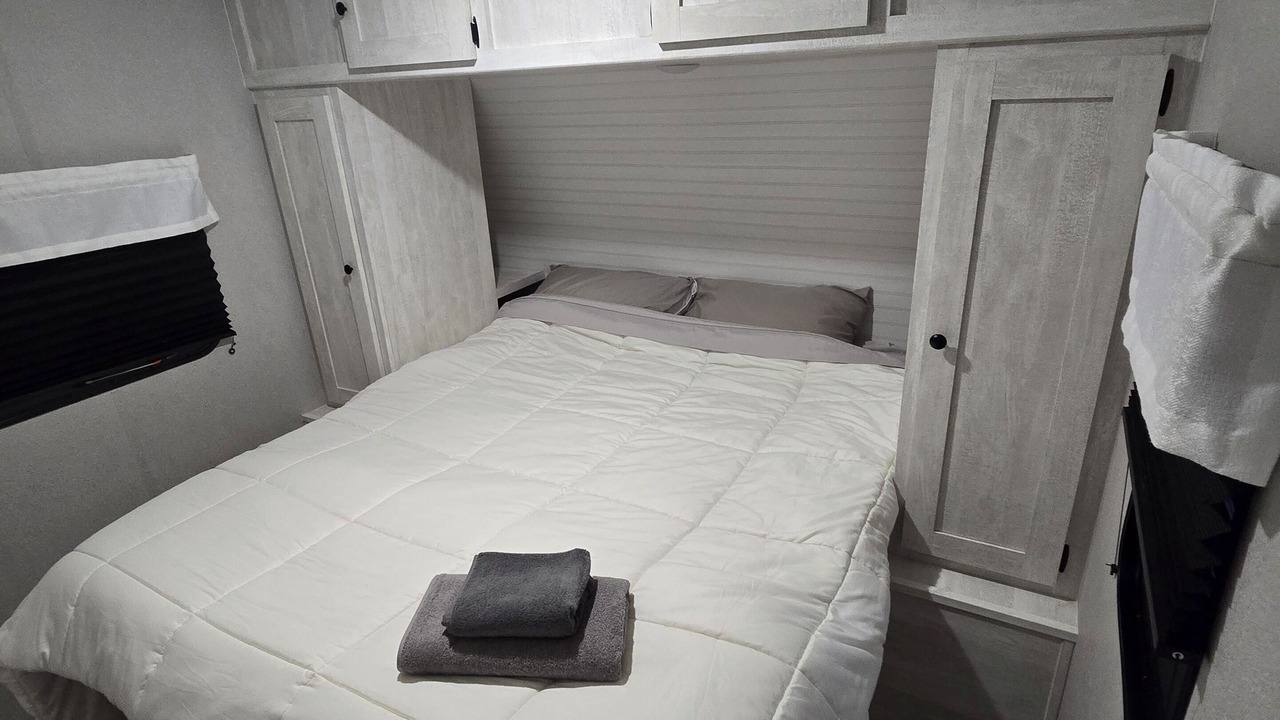 Photo of Bedroom in Adjala-Tosorontio